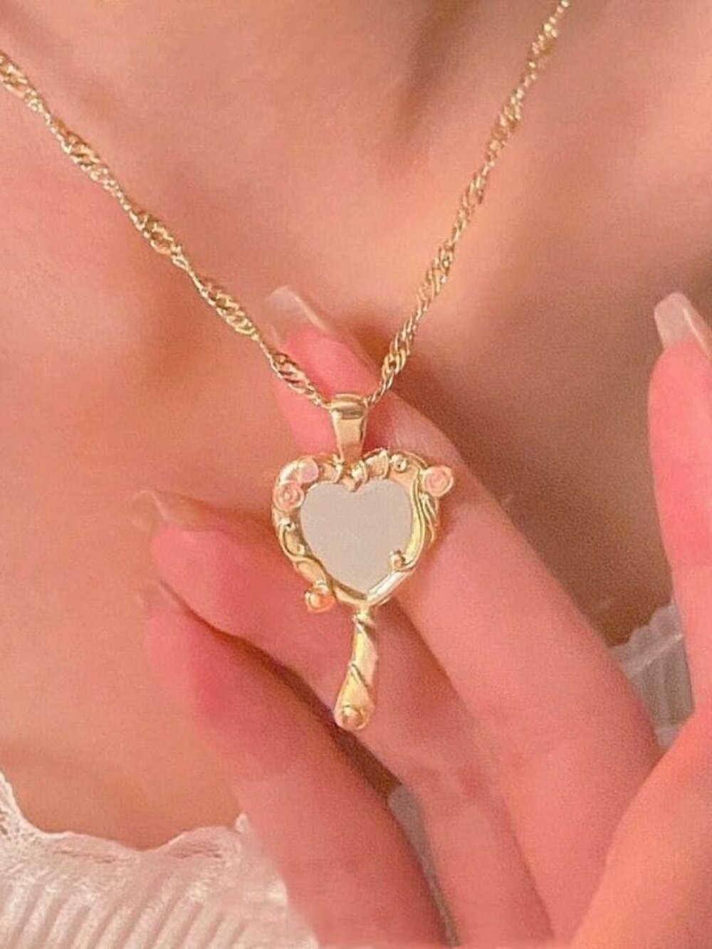 New - Heart Mirror Pendant Necklace‎ for Women Gold Baroque Fairycore Romantic